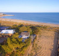 Beach Cottage In The Heart Of Mandurah - Newcastle Accommodation