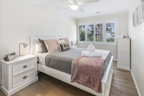 Beach House 41 - Newcastle Accommodation 3