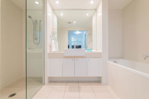 Beaches On Lammermoor Apartments - Newcastle Accommodation 2