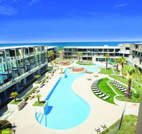Beachfront Resort Torquay Australia - New Castle Tourism