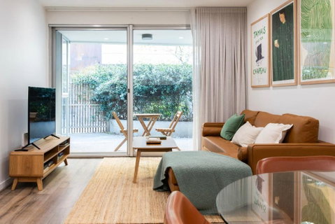 Richmond Retreat With Courtyard Parking - Newcastle Accommodation 0
