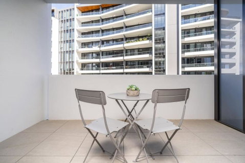 Restful Apt Near ANZAC Park West - Newcastle Accommodation 2