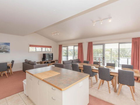 Reedys Run 11 Reedys Cutting - Newcastle Accommodation 3