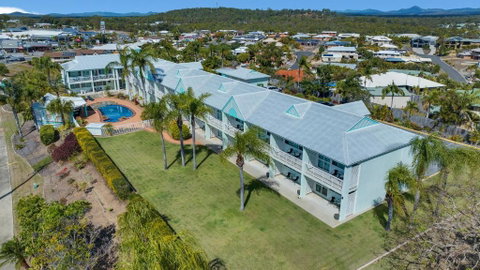 Reef Adventureland Motor Inn - Newcastle Accommodation 0