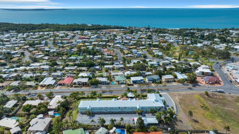 Reef Adventureland Motor Inn - Newcastle Accommodation 2