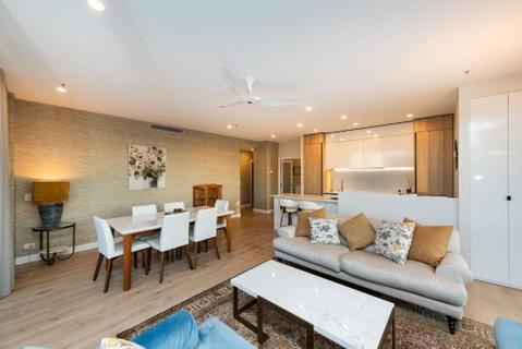 Renai 27 - 2 Bedroom Apt In Manuka - Newcastle Accommodation 0