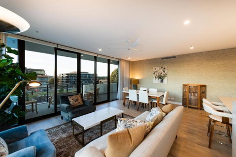 Renai 27 - 2 Bedroom Apt In Manuka - Newcastle Accommodation 1