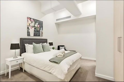 Renovated Warehouse Conversion In Heart Of Sydney - Newcastle Accommodation 3