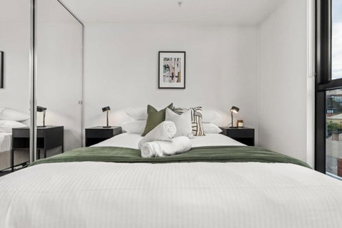 Richmond Premium Escape - Walk To The MCG - Newcastle Accommodation 2