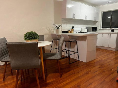 River End Unit Near Parkland - Newcastle Accommodation 2