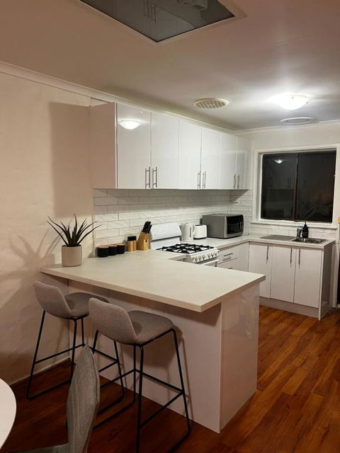 River End Unit Near Parkland - Newcastle Accommodation 3