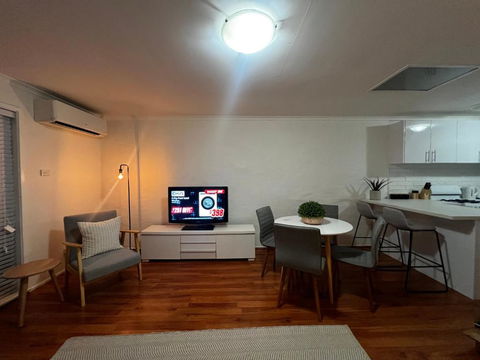 River End Unit Near Parkland - Newcastle Accommodation 0
