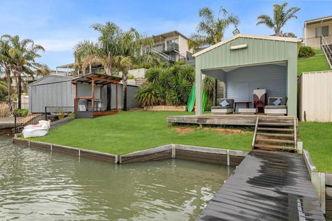 River Life - Newcastle Accommodation 1