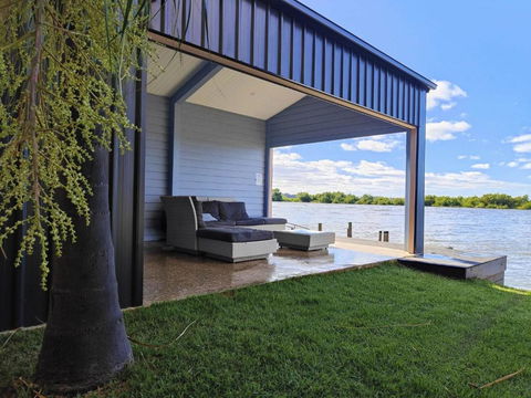 River Life - Newcastle Accommodation 0