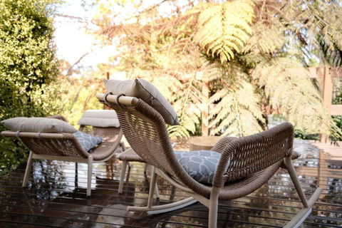 Romantic Garden Cottage With Home Cinema - Newcastle Accommodation 2