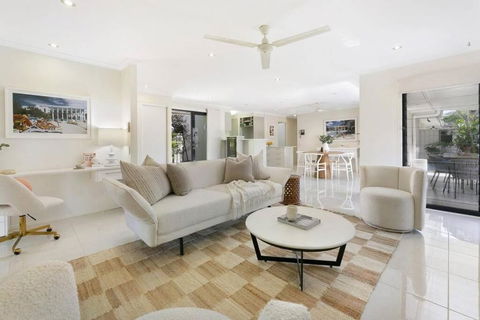 Riviera Road Miami - 4BRM Dual Villa - New Castle Tourism 0