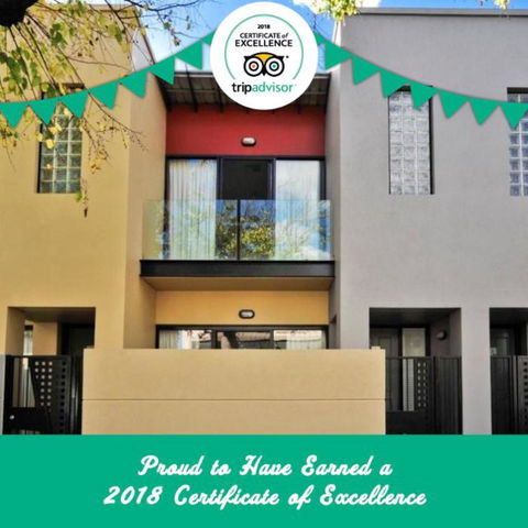 RNR Sturt Holiday Home - Newcastle Accommodation 1