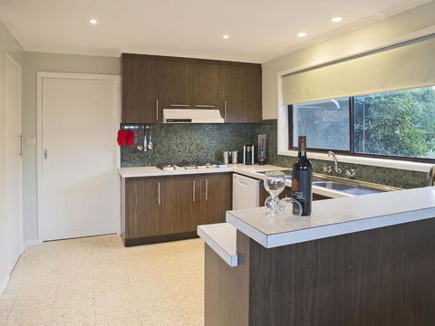 Roanjoka Dromana - Newcastle Accommodation 2