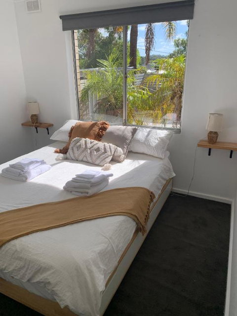 Room For Rent - Newcastle Accommodation 0