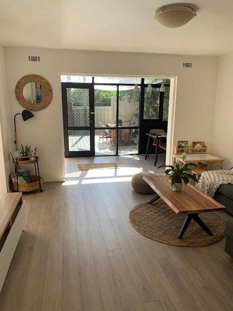 Room For Rent - Newcastle Accommodation 2