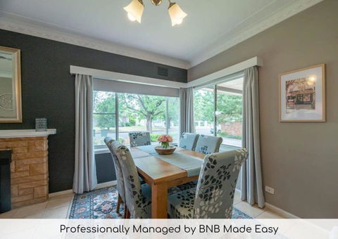 Roycox Cottage - Charming Escape, Fireplace - Newcastle Accommodation 0