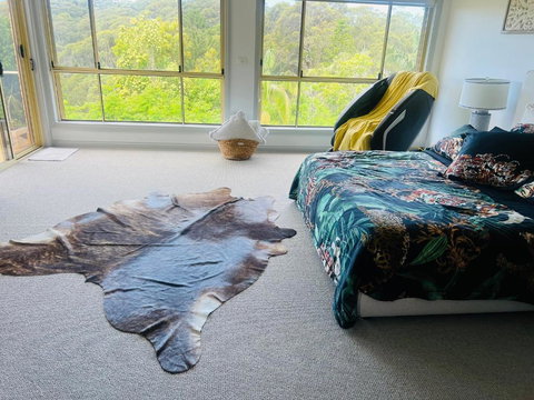 Rubi House - Newcastle Accommodation 2