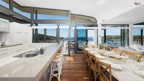 Sails On The Beachfront - Exclusive Seaside Home - New Castle Tourism 2