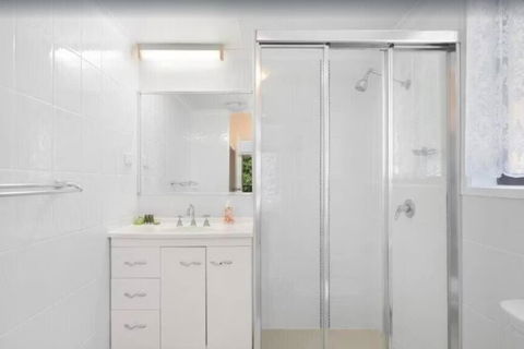 Salerno - Hosted By Burleigh Letting - New Castle Tourism 3