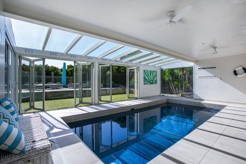 Saltaire - Newcastle Accommodation 0