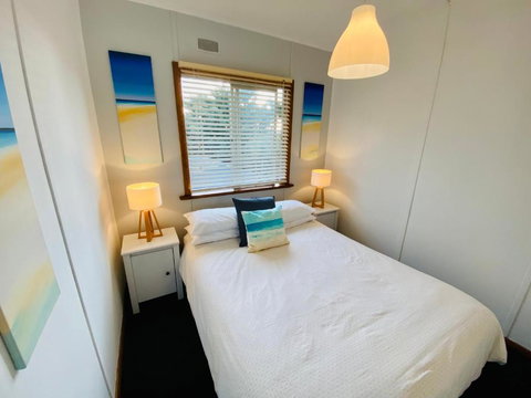 Salty Grape Apartments - Newcastle Accommodation 1