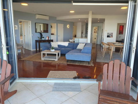 Sanbah-Surf, Views, Beach - New Castle Tourism 1