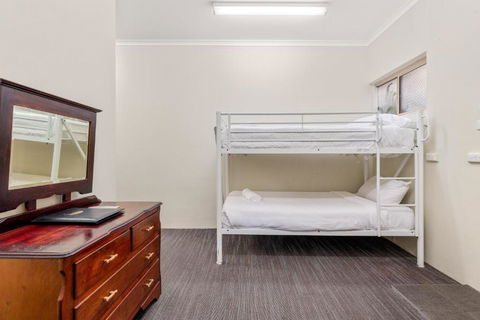 Sanctuary Resort Motor Inn - New Castle Tourism 2