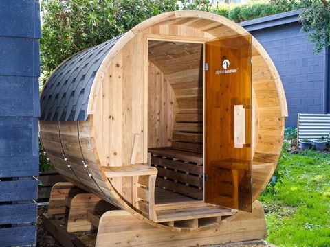 Sand & Sauna Retreat - Newcastle Accommodation 3