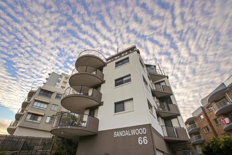 Sandalwood Unit 1 66 Lower Gay Tce - New Castle Tourism 0
