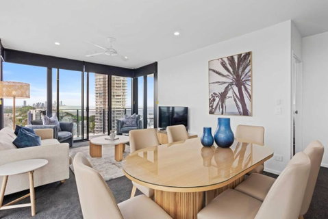Sandbar 124 - Hosted By Burleigh Letting - Newcastle Accommodation 3