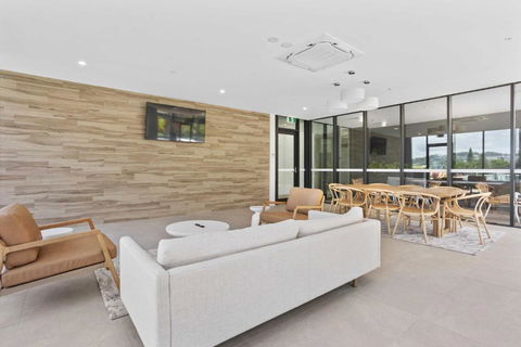Sandbar Private Apartments - Hosted By Burleigh Letting Company - Newcastle Accommodation 3
