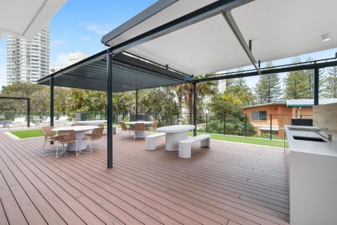 Sandbar Burleigh - Newcastle Accommodation 3