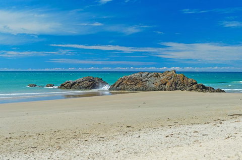 Sandcastle 407 12-24 William Street - Newcastle Accommodation 2