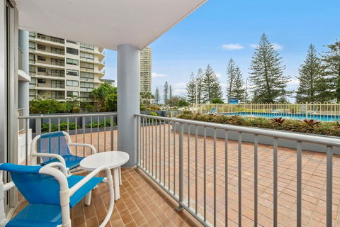 Sandpiper Broadbeach - New Castle Tourism 1