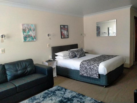 Sandstock Motor Inn Armidale - New Castle Tourism 0