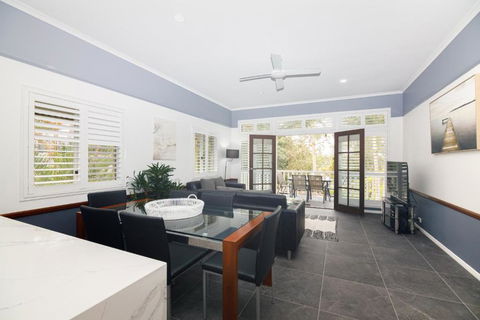 Sandy Beach Resort - Newcastle Accommodation 2