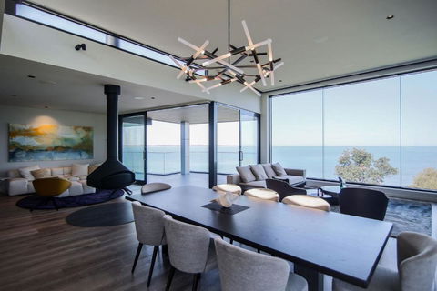 Somers Sanctuary - Luxury Interiors, Pool, Sauna, Water Views, Theatre Room - Newcastle Accommodation 0