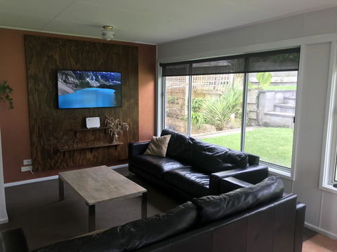 BEACHPOINT COTTAGE - New Castle Tourism 1