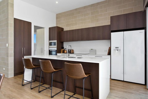 BEACHSIDE HAVEN - Newcastle Accommodation 3