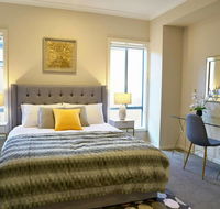 Beautiful house in Melbourne Southwest - Newcastle Accommodation