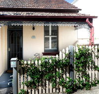 Beautiful modern historic home near Sydney harbour - Newcastle Accommodation