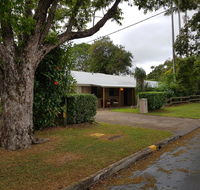 Beerwah House - Newcastle Accommodation