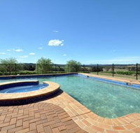Beggars Bridge Vineyard Homestead w/ pool  wifi  tennis  vineyard - Newcastle Accommodation