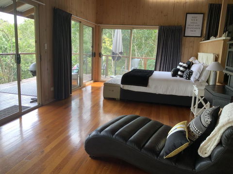 Belle's At Montville - Newcastle Accommodation 2