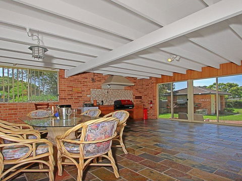 Benvenue - Resort Style With Pool - New Castle Tourism 0